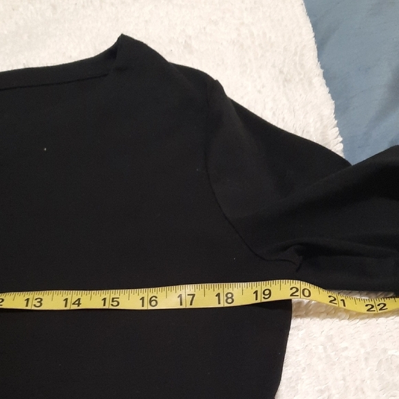 Talbots Classic Black Short Sleeve Top - Picture 3 of 5